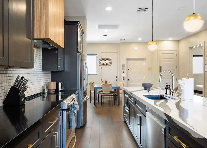 Holiday home The Lux At Craftsman - Old Town Penthouse 2